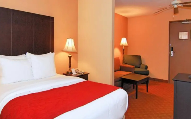 Comfort Suites I-240 East-Airport