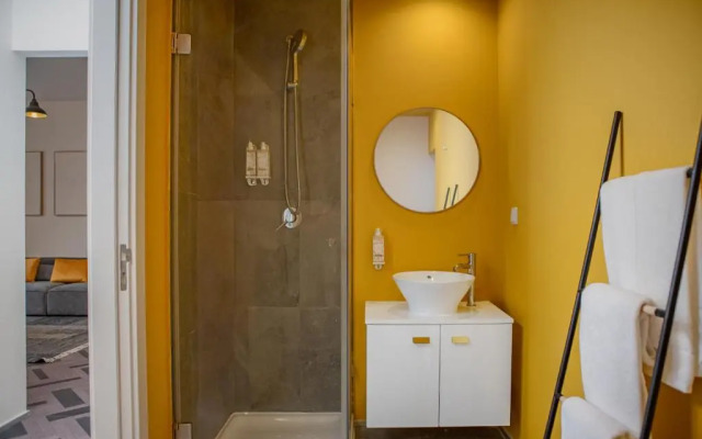 Gloria Suites Hotel by Succeed