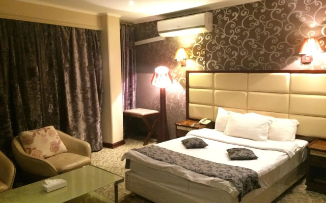 Imperial Suite