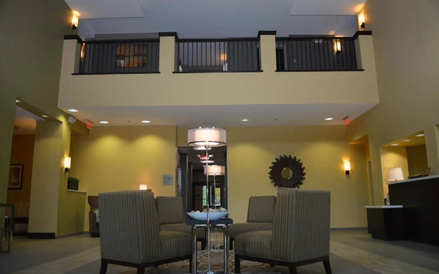 Best Western Plus Thornburg Inn & Suites