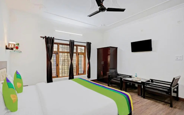 Treebo Trend Lake View Inn Bhimtal