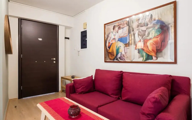 Downtown urban apartment for 4 people in Plaka