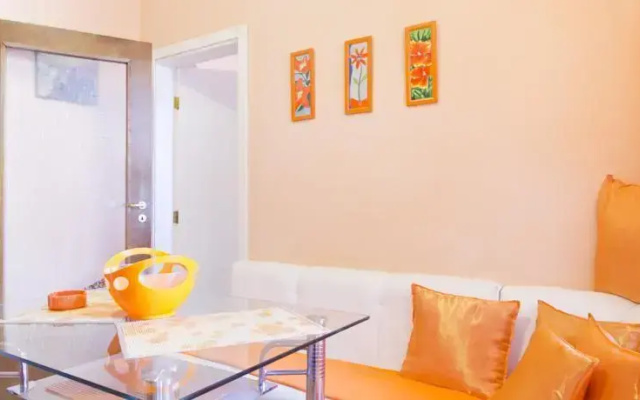 Orange Flower Apartments