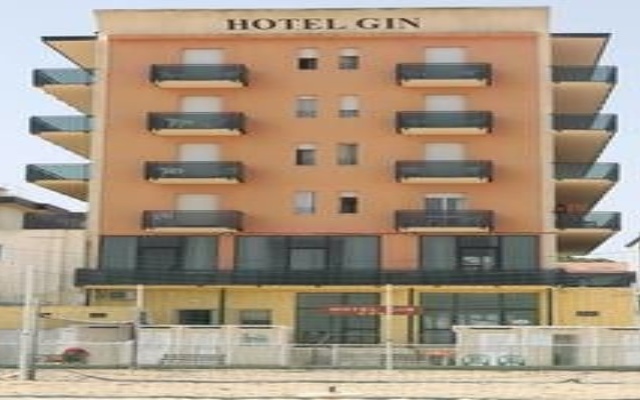 Отель Gin Rimini Италия, Римини - отзывы, цены и фото номеров - забронировать отель Gin Rimini онлайн вид на фасад