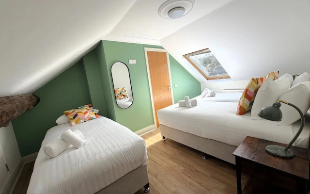 Westport Rooms