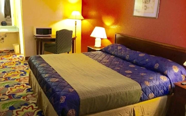 Sunrise Inn