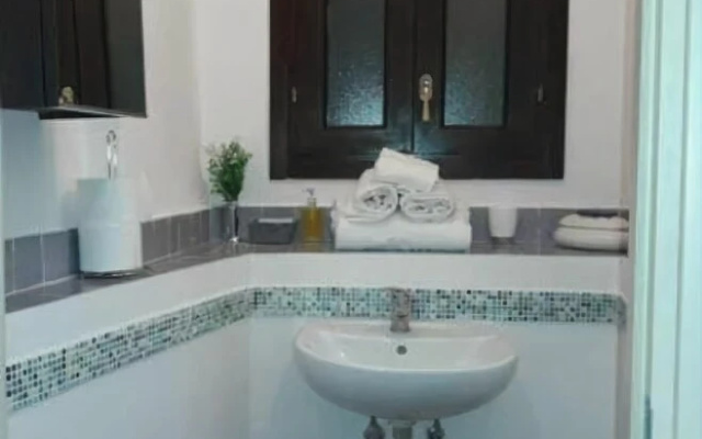 Guest House H4T