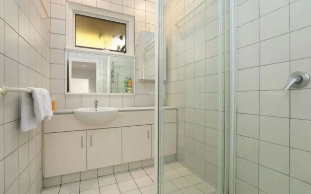 Spacious 5 Bed Home Close To Cottesloe Beach