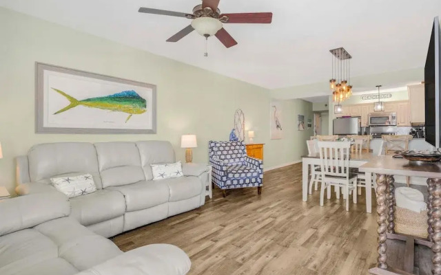 Romar Place 302