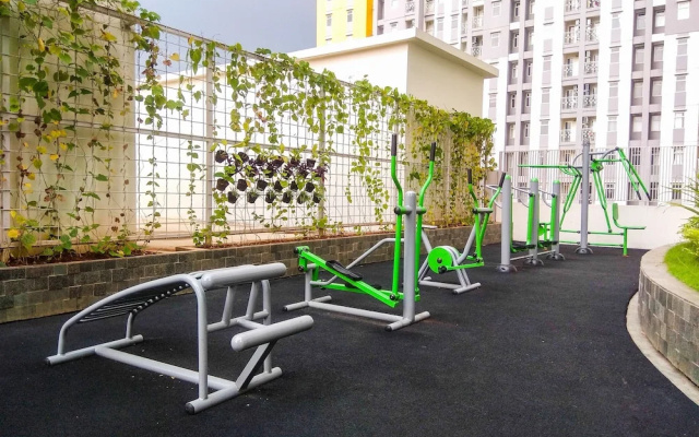 Homey Studio Apartment @ Springlake Summarecon