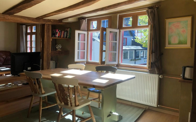 Ferienhaus An der Rur - 3 Apartments mitten in Monschau