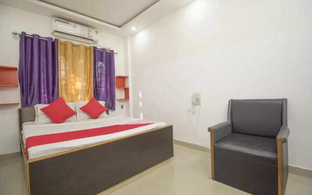 OYO 27984 Hotel Debdutta