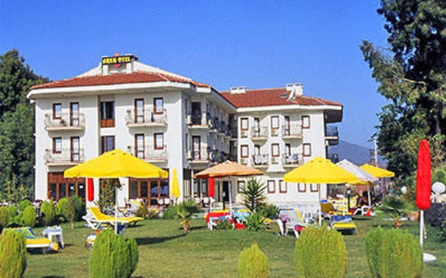 Area Hotel вид на фасад