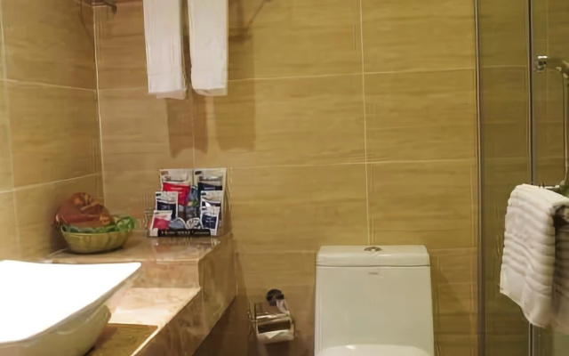 Radow Hotel Chain (Wenzhou Railway Station)