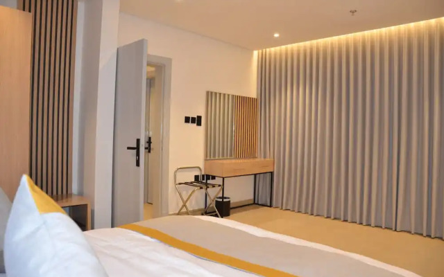 Seven Luz Serviced Apartments