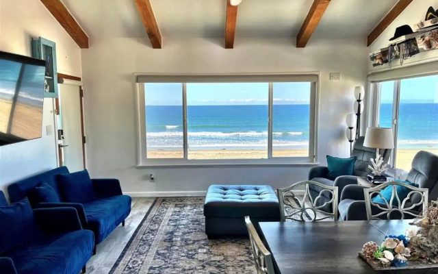 120-Oceanfront Penthouse 5