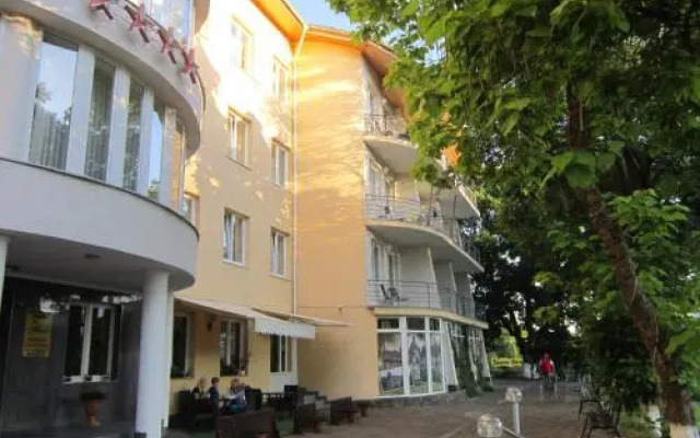 Kurortnyy Hotel Kvele Polyana
