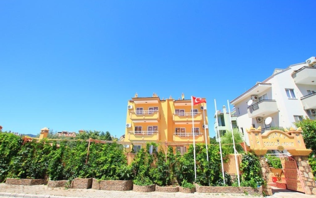 Murat Selcuk Apart Hotel Мармарис вид на фасад