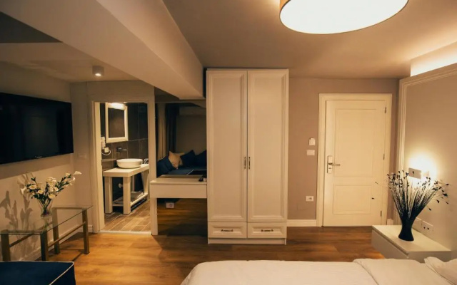 Hotel Romeo