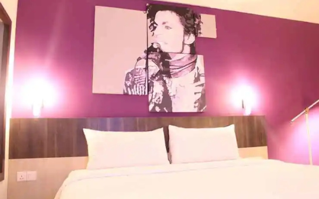 OS Style Hotel