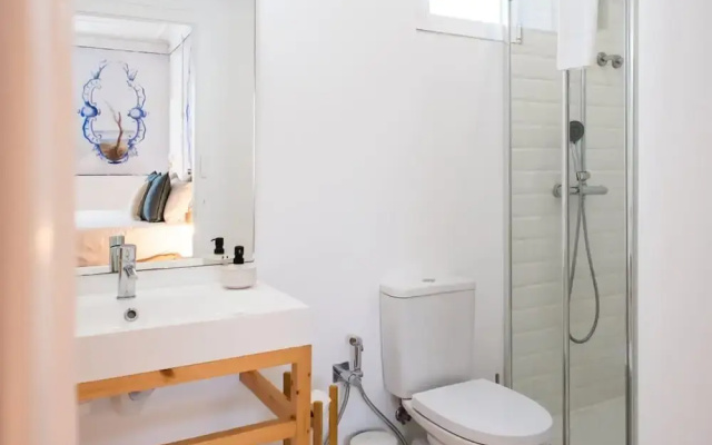 Luxury Building With Rooftop in Central Ericeira
