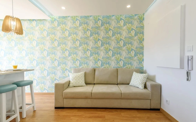 Paço de Arcos Suite & Beach Apartment