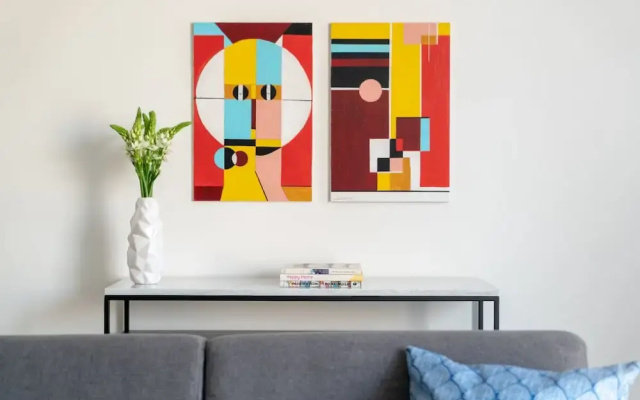 Shenkin Apartments by Master