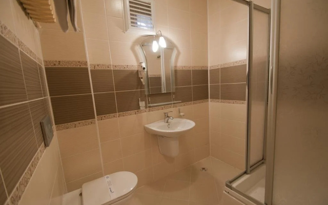 Yilmaz Hotel