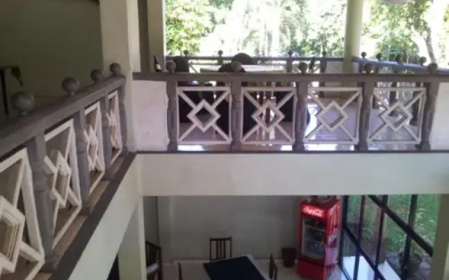 Weeravilla Restaurant & Hotel