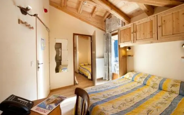 Chalet Hotel La Tarine