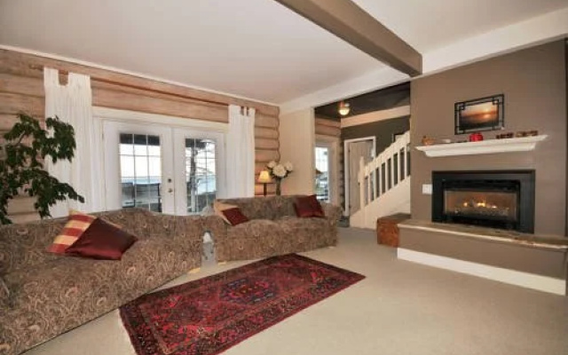 The Lodge at Weirs Beach