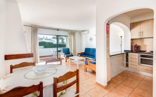 Apartamentos Oura Parque