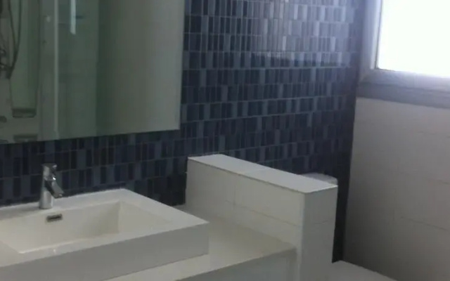Seaview Penthouse 3B