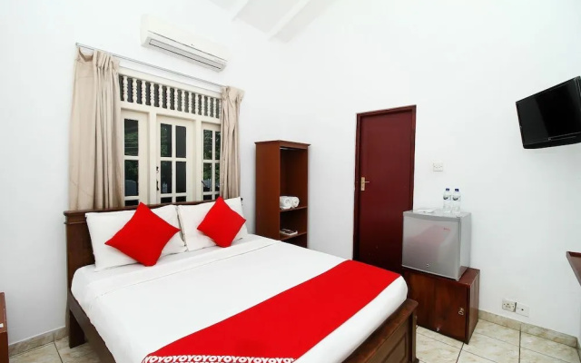 OYO 347 Hotel Empryean