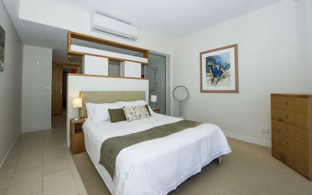1 Bright Point Apartment 4201