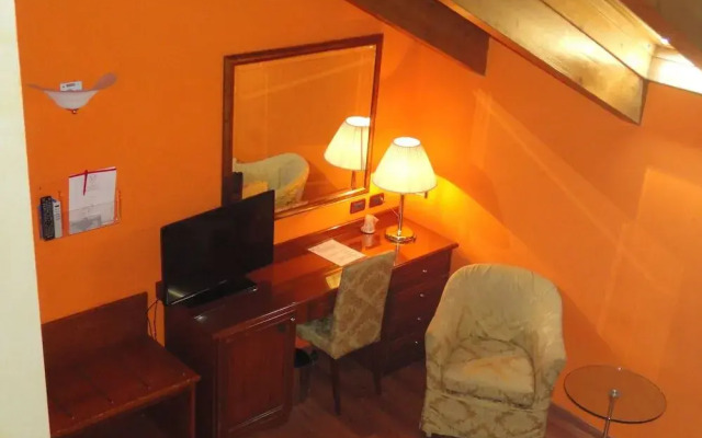 Hotel Vazzana