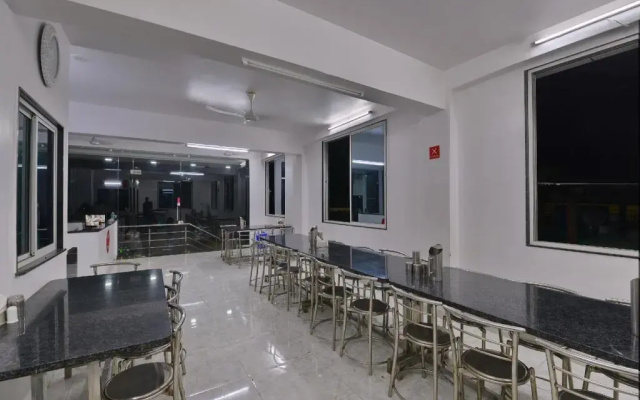 Hotel Relax by OYO Rooms