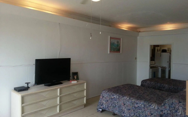 Bleu Beach Resort