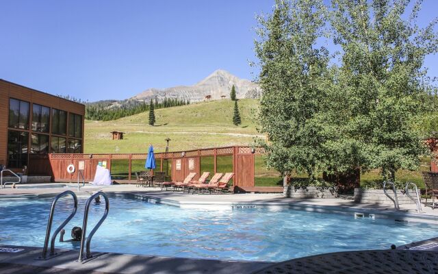 Cowboy Heaven Cabins In Big Sky United States Of America From 439