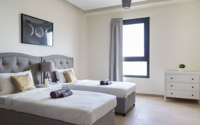 Отель HiGuests Vacation Homes - Villas Arcadia вид на фасад