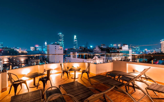 A25 Premium Hotel - 55 Le Anh Xuan