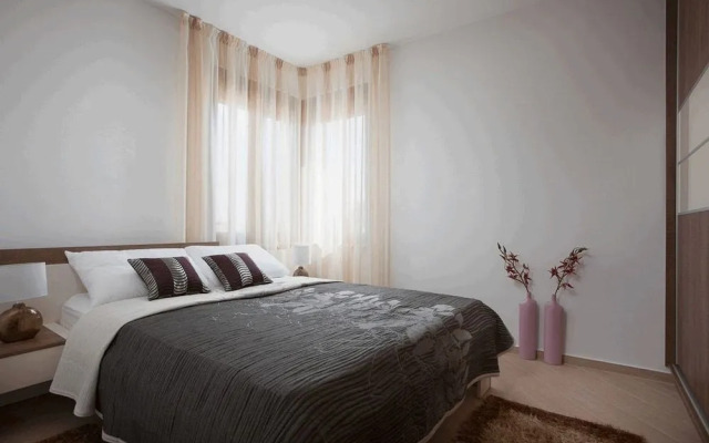 Malibu Grand Royale – Luxury Group Villa