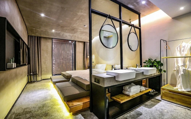 Zhangjiajie SIXX Hotel