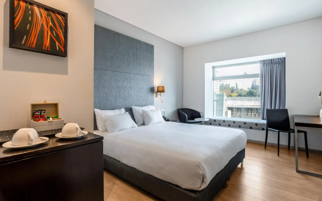 Benjamin Herzliya Business Hotel