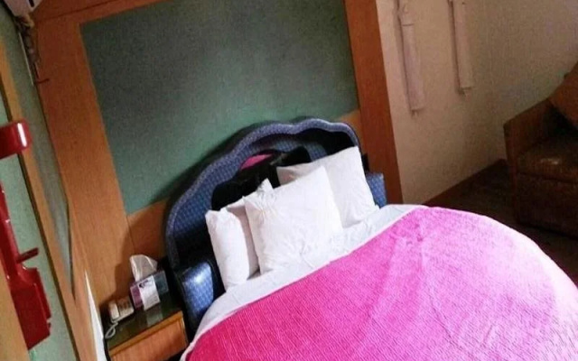 Goodstay Hotel I