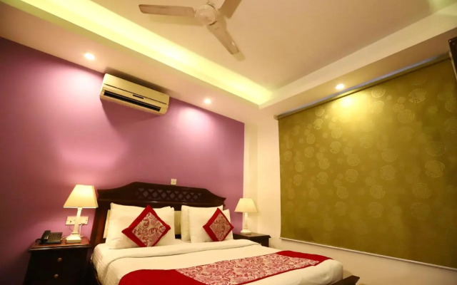 Hotel Ambica Palace