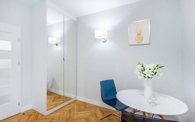 Апартаменты Copernicus Museum Apartment ClickTheFlat комната для гостей