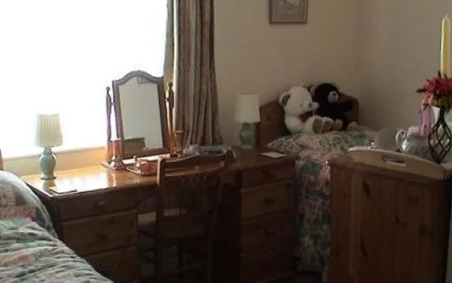 Chestnut Tree House