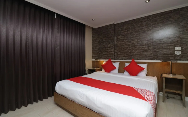72 Ekamai @ Sukhumvit Hotel