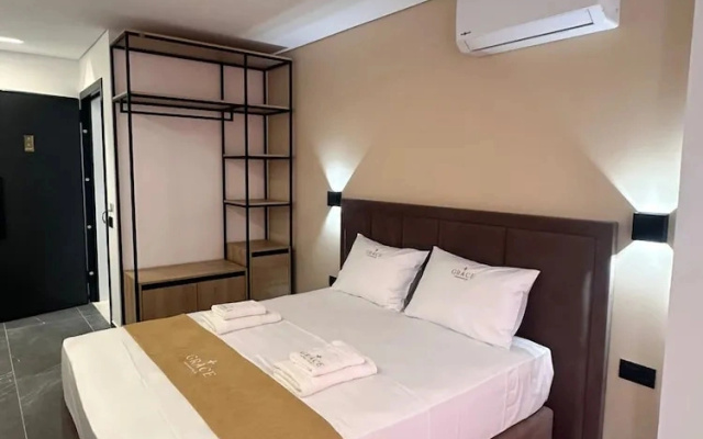 Grace Hotel